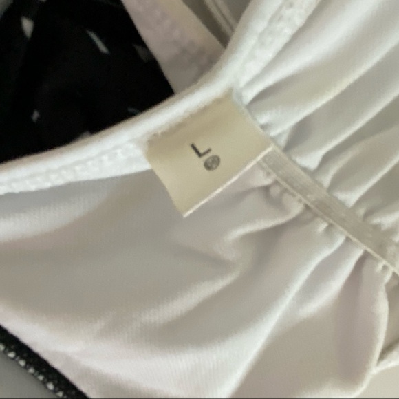 Black White Leaf Print Plunge Monokini Swimsuit - Picture 5 of 5